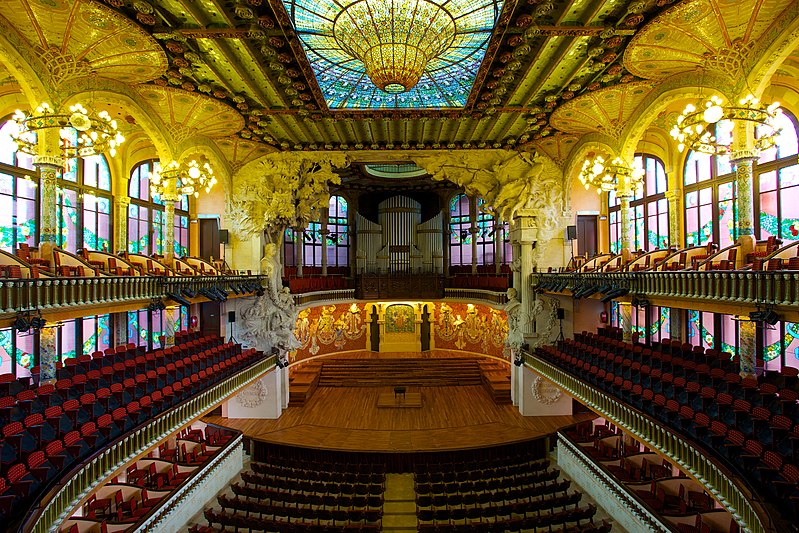 800px-Palau_de_la_Música_Catalana,_the_Catalan_Concert_Hall