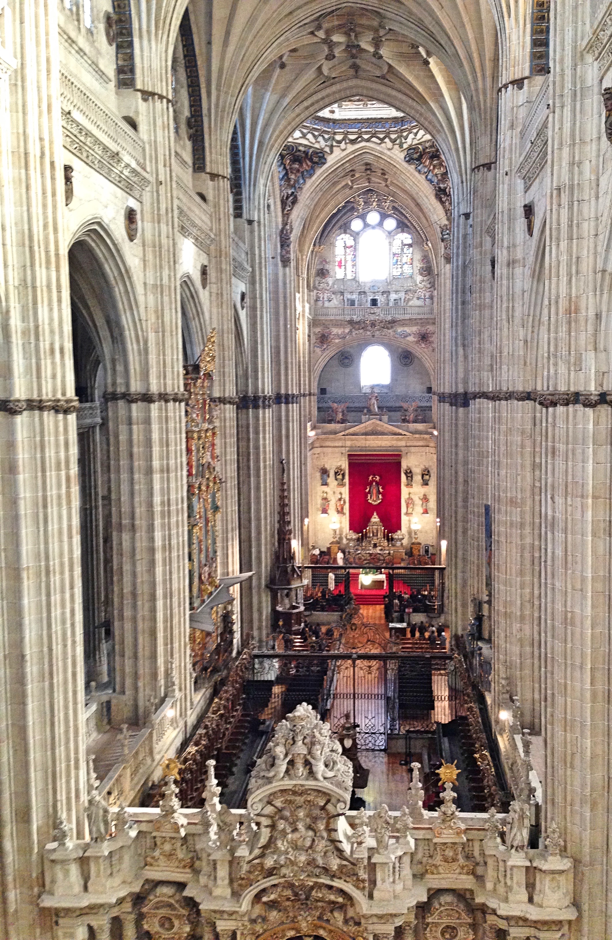 Salamanca_cathedralinterior