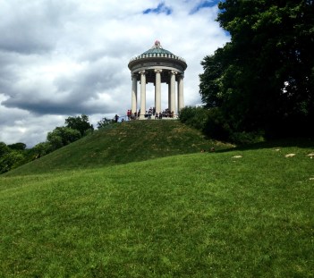 Munich_englishgarden2