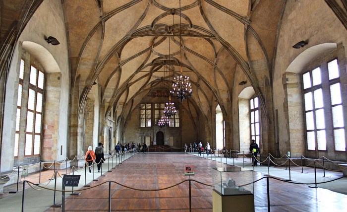 Prague_hall