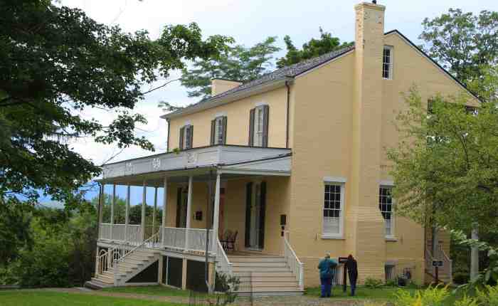 Historic Hudson Homes: Cedar Grove &&nbsp;Olana